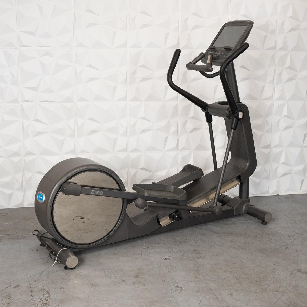 Commercial Elliptical Trainer - Touch Screen - Muscle D Fitness - Cardio - Cross Trainer - Grit Grind Strength