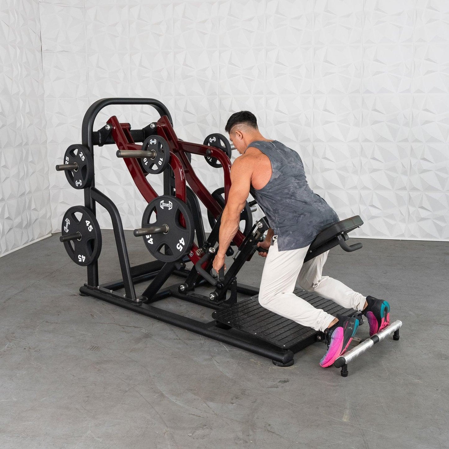 Pro Strength Dynamic Row - Chest Supported - Muscle D Fitness - Premium Adjustable Plate Loaded - Grit Grind Strength