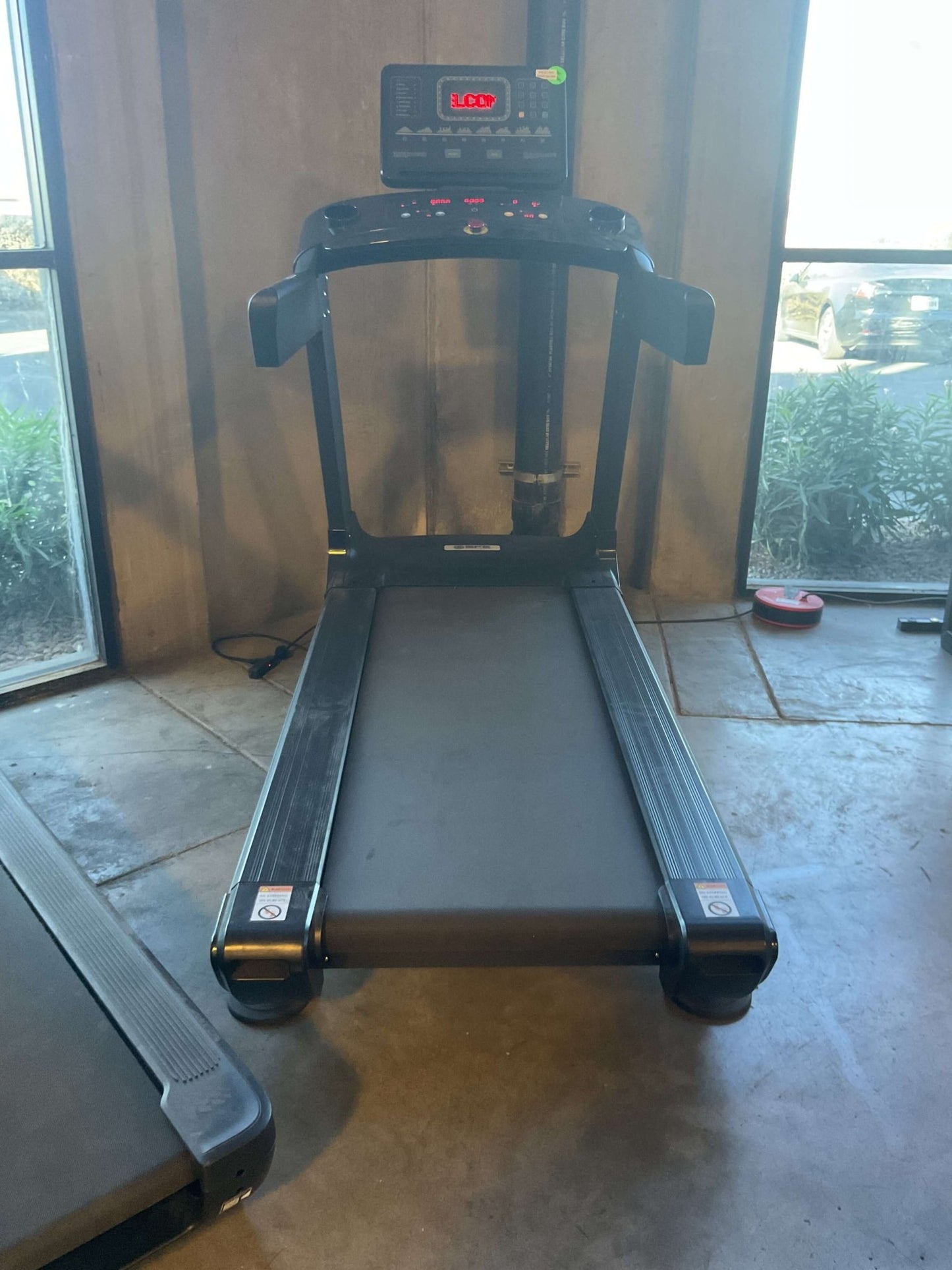 SFE Commercial Treadmill with Performance Monitor (New) - Grit Grind Strength