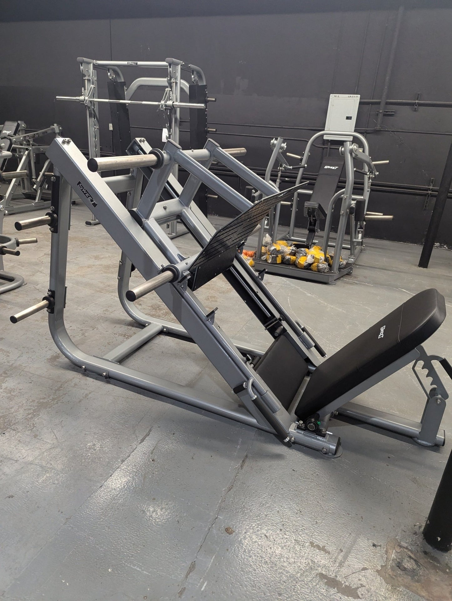 Sweet Leg Press (Black/Silver) - Grit Grind Strength
