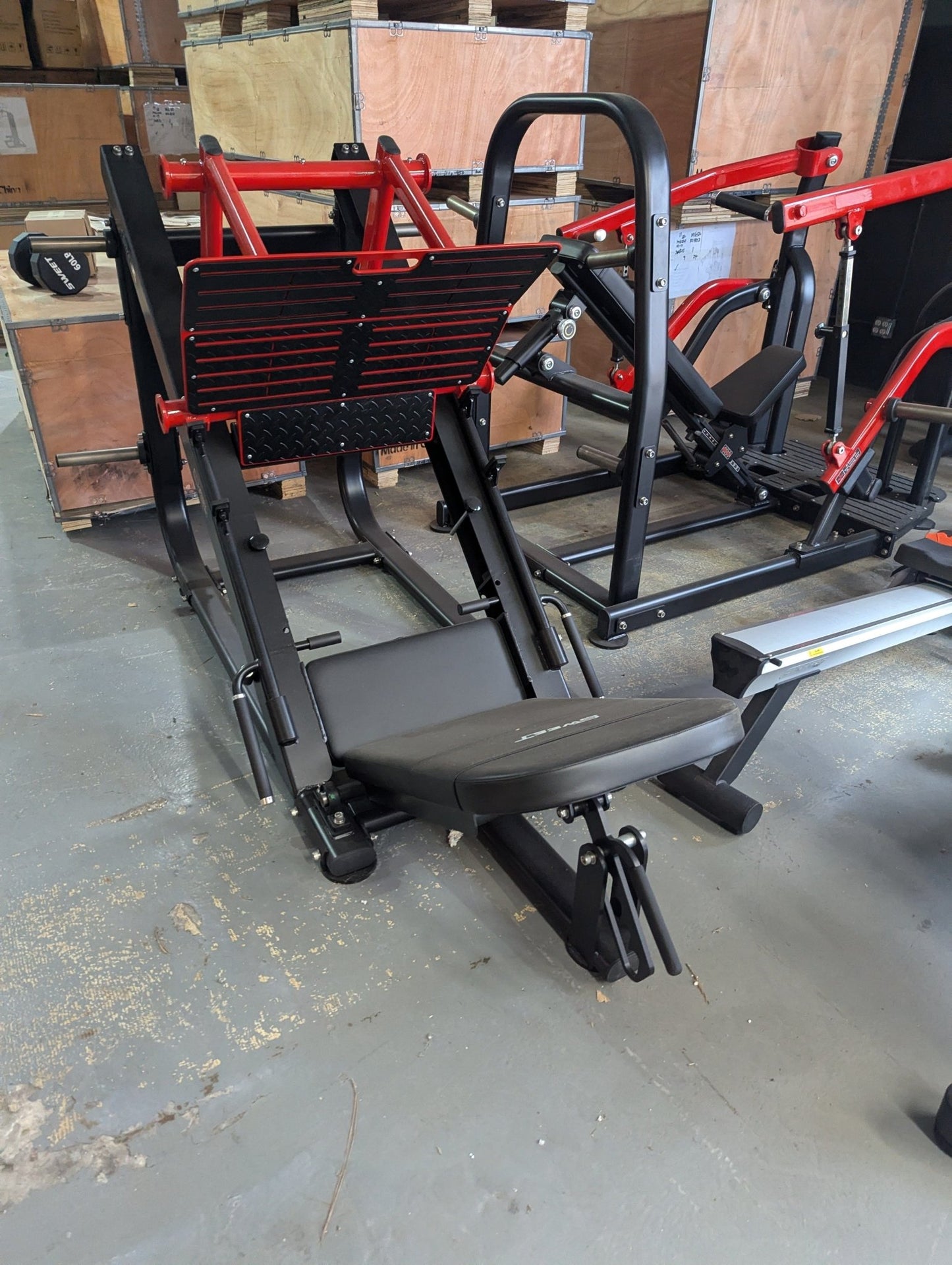 Sweet Leg Press (Black/Silver) - Grit Grind Strength