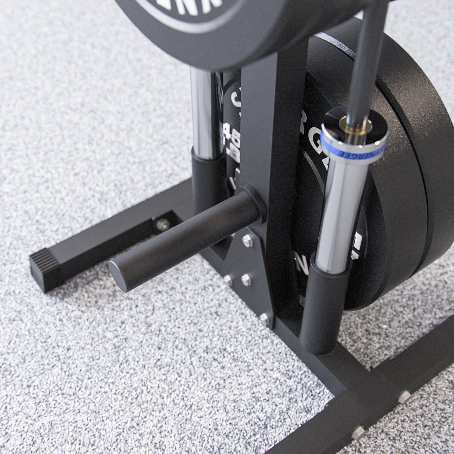 Synergee Olympic Weight Plate & Barbell Holder - Grit Grind Strength