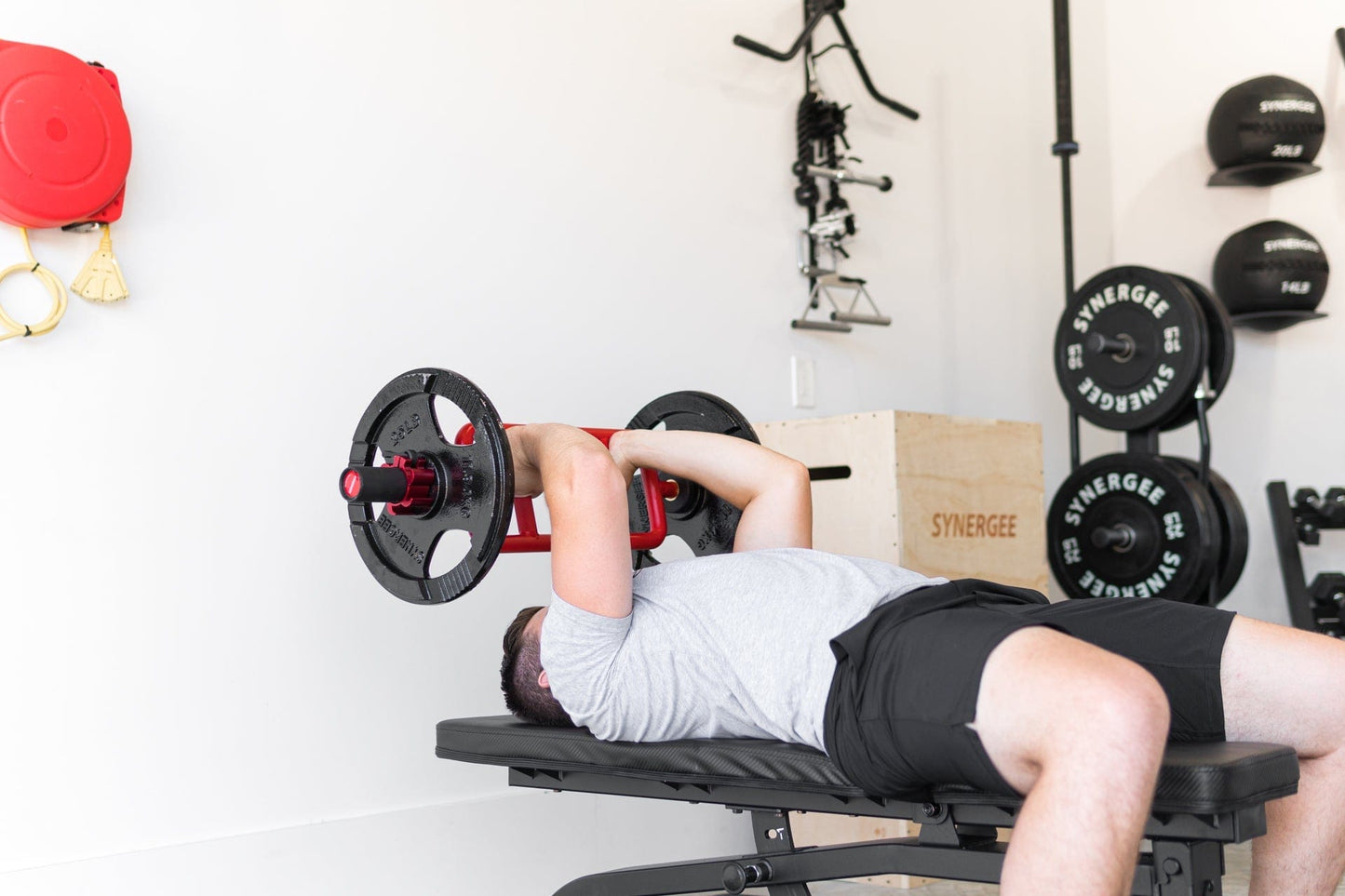 Synergee Tricep Bar - Grit Grind Strength