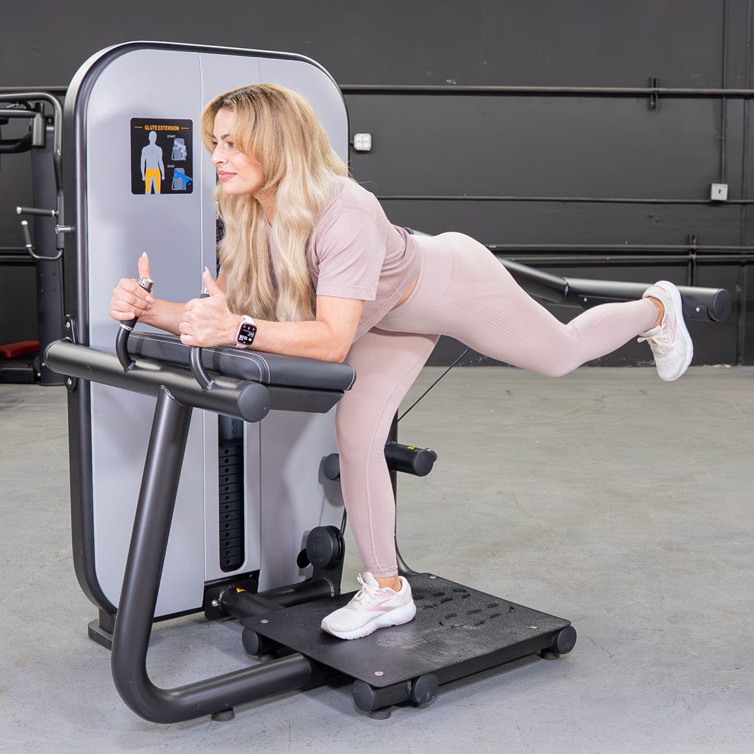 Vogue Glute Extension Machine | Muscle D Fitness Commercial Gym - Grit Grind Strength