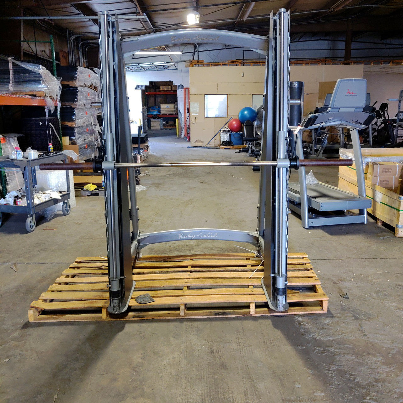 Body Solid Smith Machine Pro Clubline Series - Grit Grind Strength