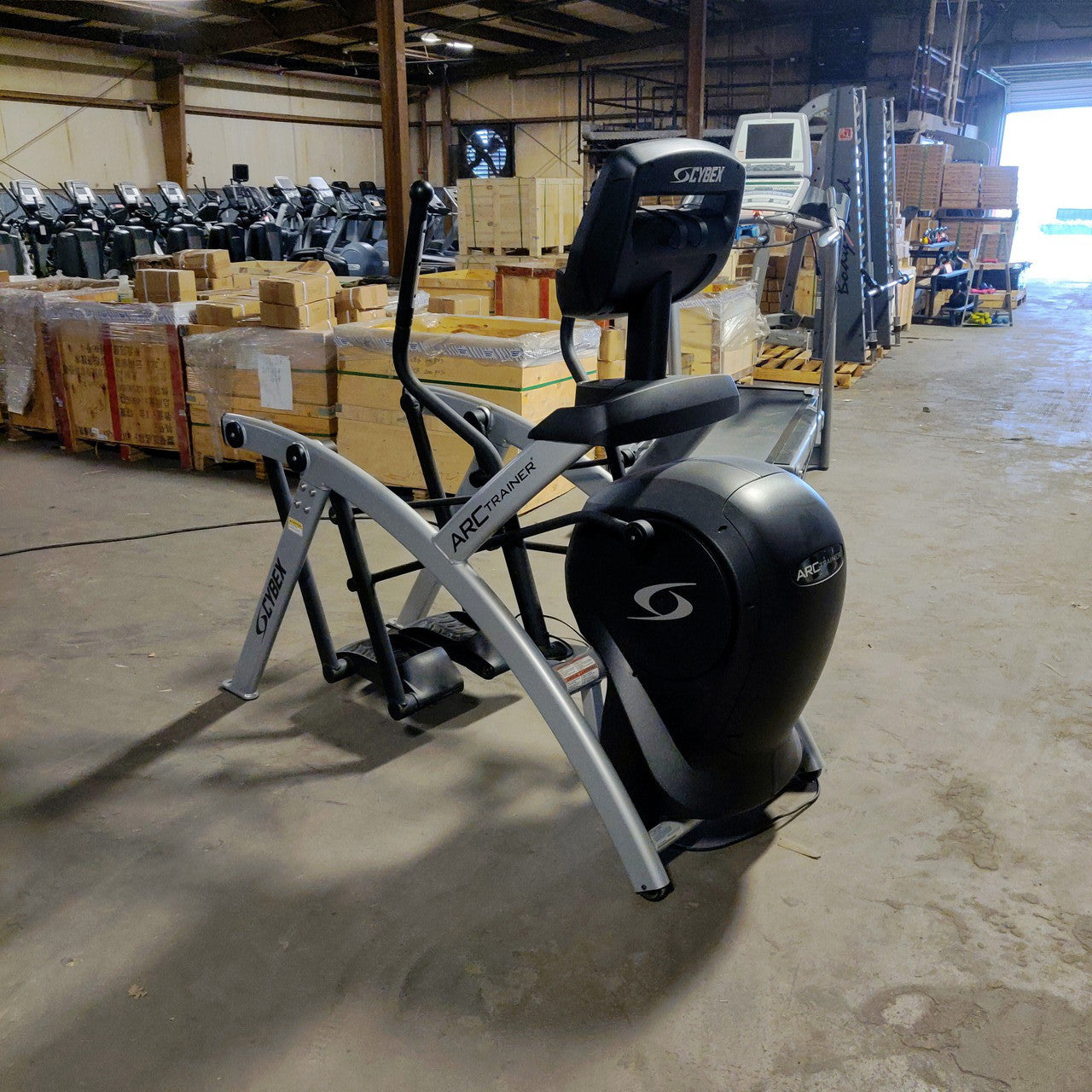 Cybex 525AT Arc Trainer Crosstrainer - Grit Grind Strength