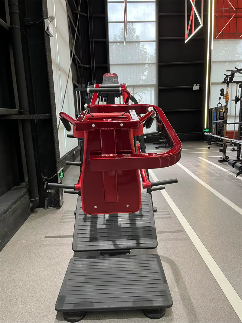 MND SP42 Plate Loaded Pendulum Squat Machine