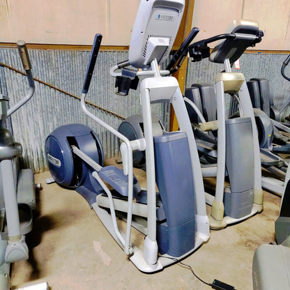 Precor EFX 885 Elliptical Crosstrainer w/ p80 Console - Grit Grind Strength