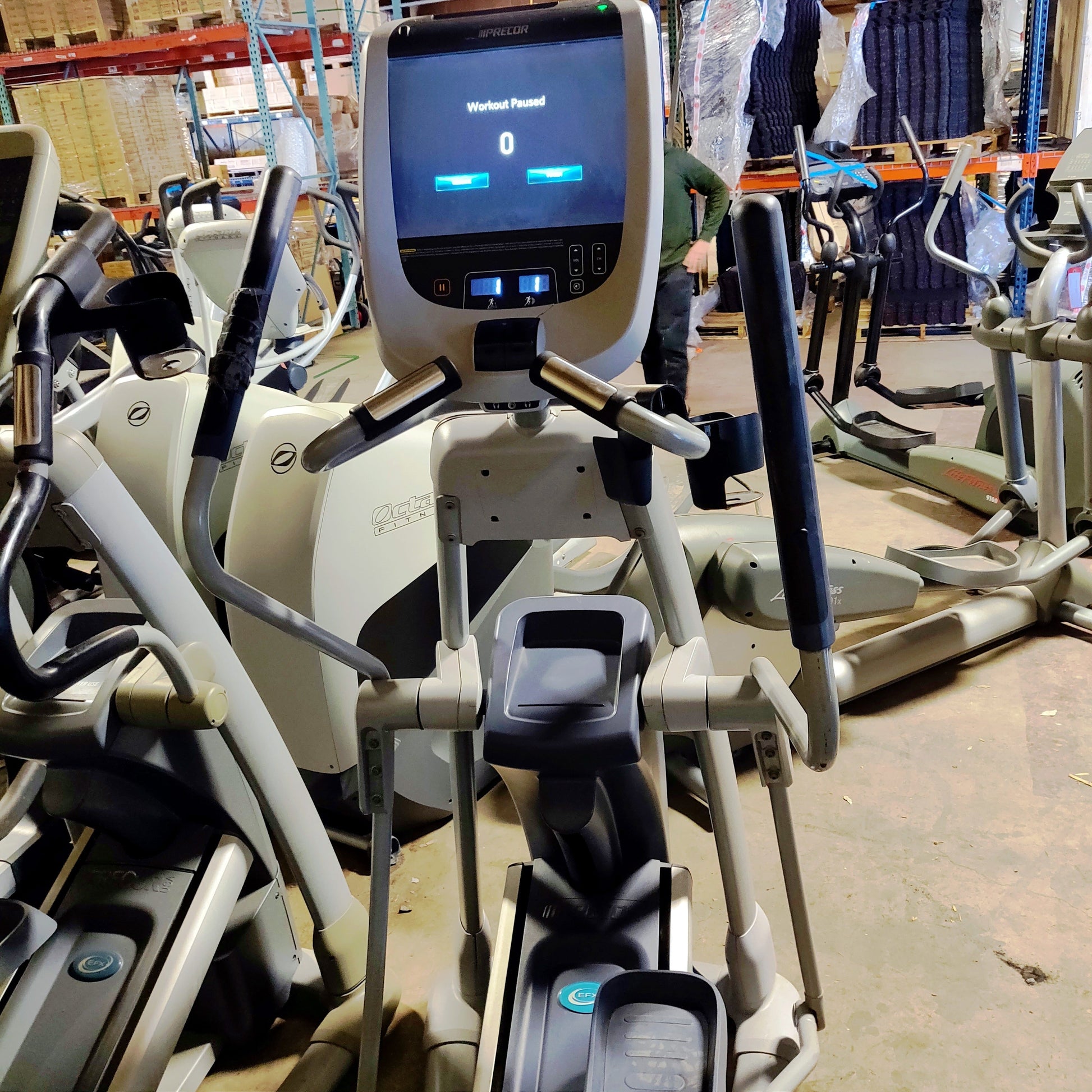 Precor EFX 885 Elliptical Crosstrainer w/ p80 Console - Grit Grind Strength