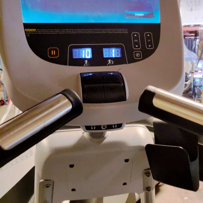 Precor EFX 885 Elliptical Crosstrainer w/ p80 Console - Grit Grind Strength