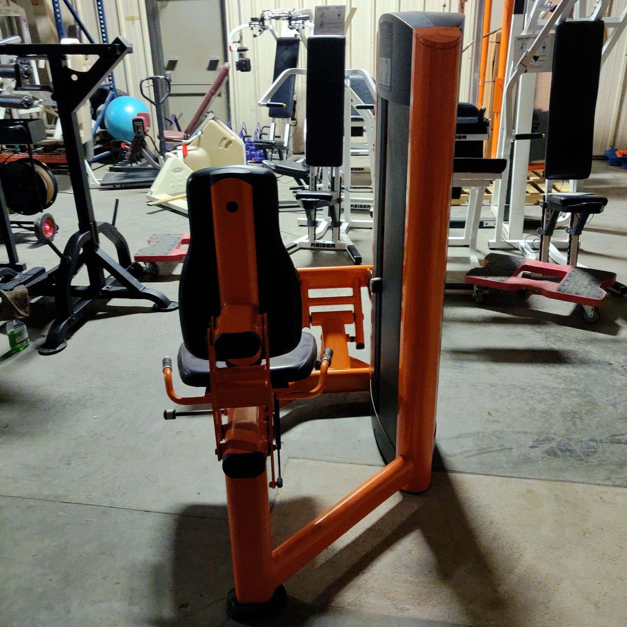 Life Fitness Signature Seated Calf Extension - Grit Grind Strength