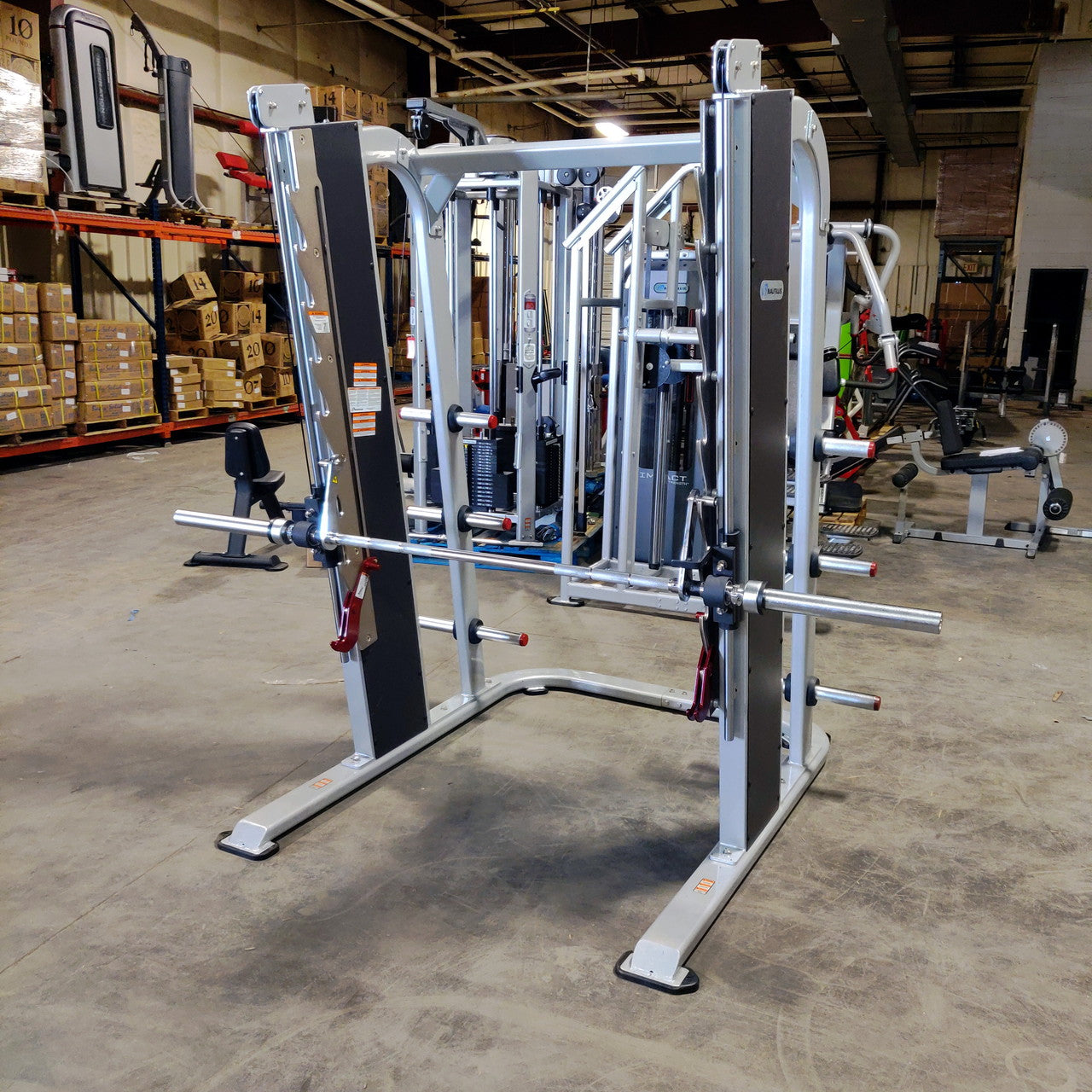 Nautilus Smith Machine Mint Condition - Grit Grind Strength