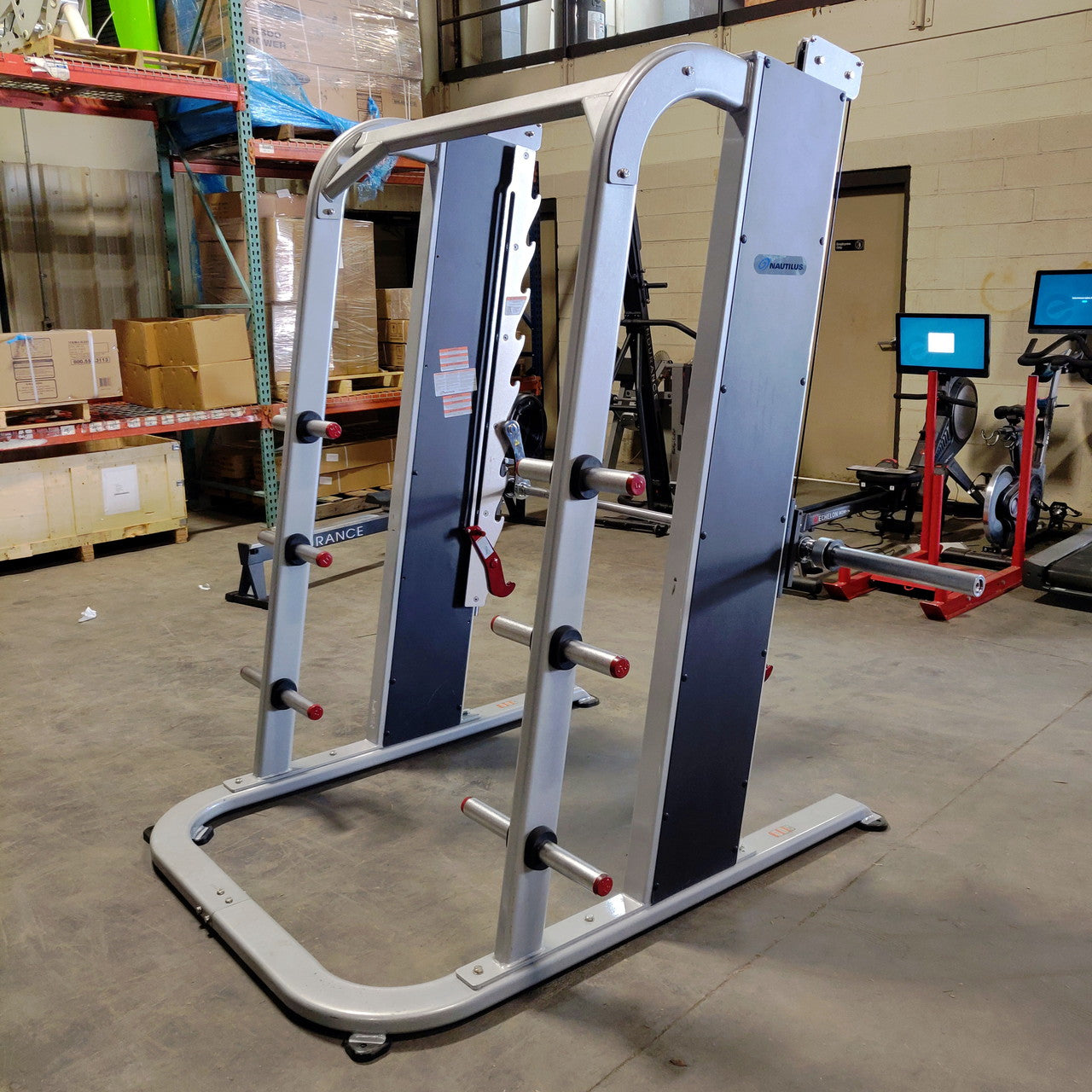Nautilus Smith Machine Mint Condition - Grit Grind Strength