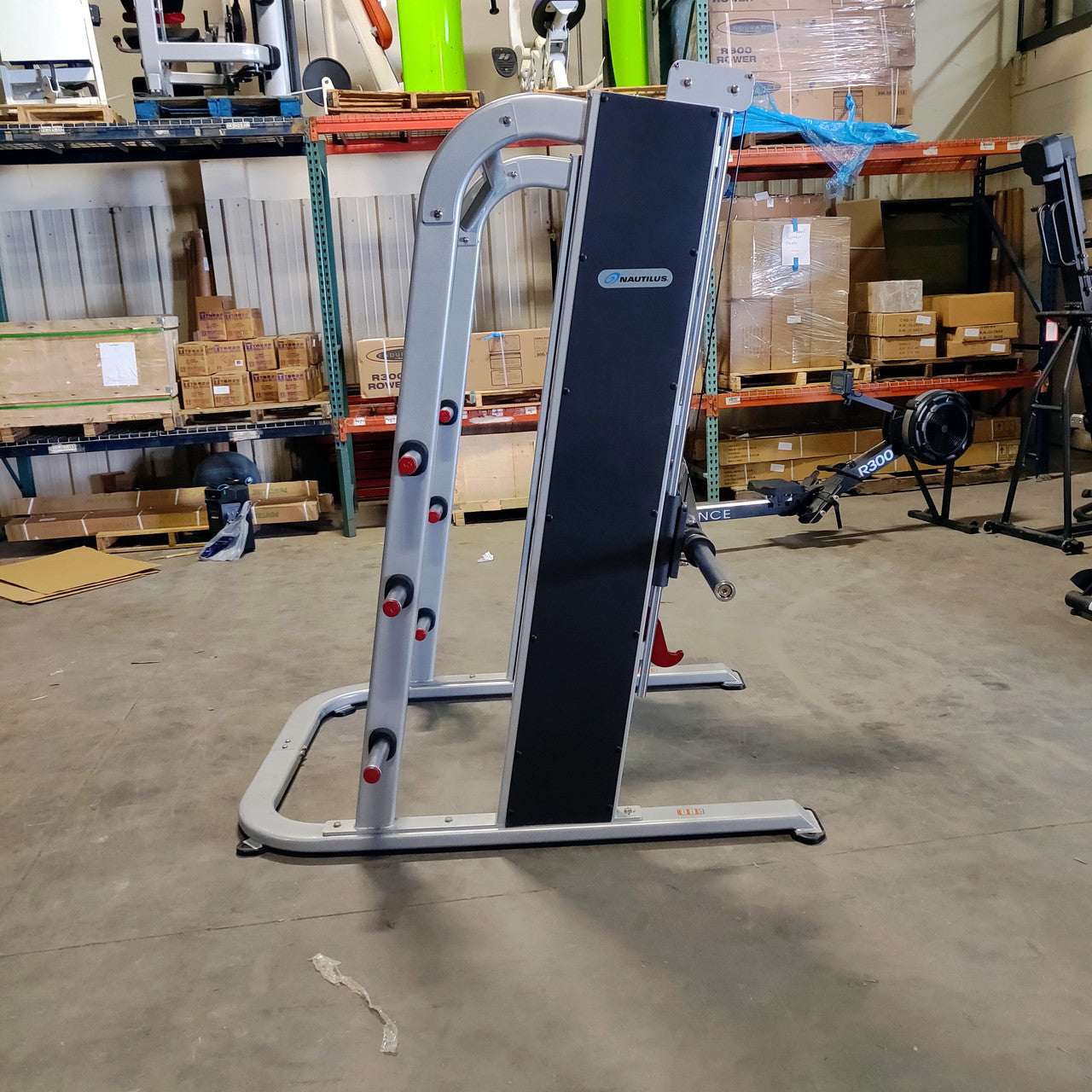 Nautilus Smith Machine Mint Condition - Grit Grind Strength