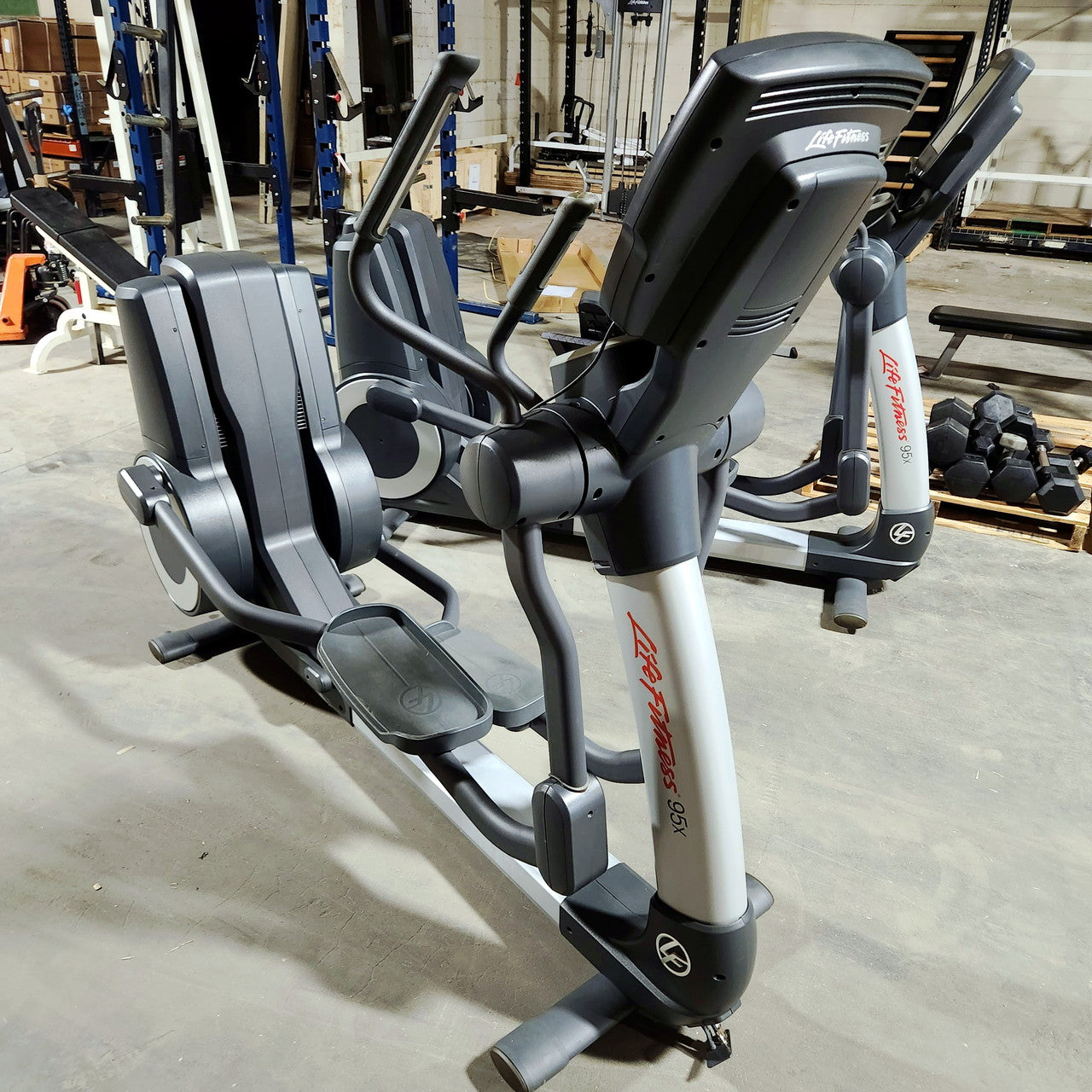Refurbished Life Fitness 95X Elliptical with Engage Console - Grit Grind Strength