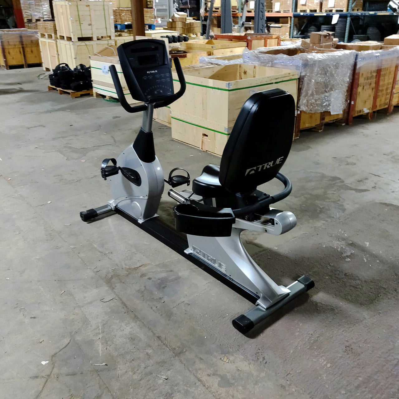 TRUE Recumbent Bike CS 8.0 - Grit Grind Strength