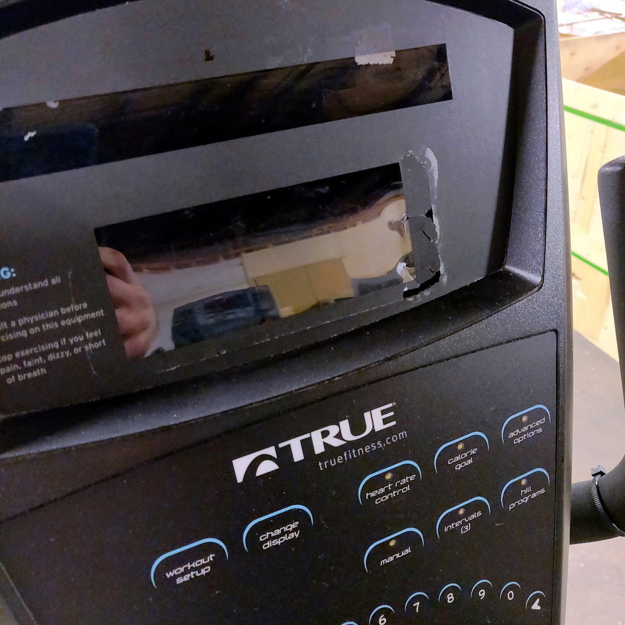 TRUE Recumbent Bike CS 8.0 - Grit Grind Strength