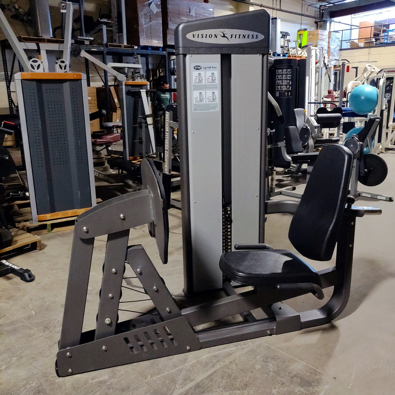 Vision Fitness Leg Press Selectorized - Grit Grind Strength