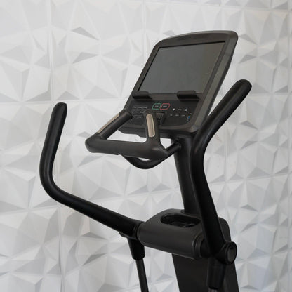 Commercial Elliptical Trainer - Touch Screen - Muscle D Fitness - Cardio - Cross Trainer - Grit Grind Strength