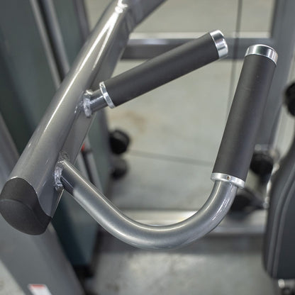 Elite Plus Shoulder Press | Isolateral Gym Equipment | Muscle D - Grit Grind Strength