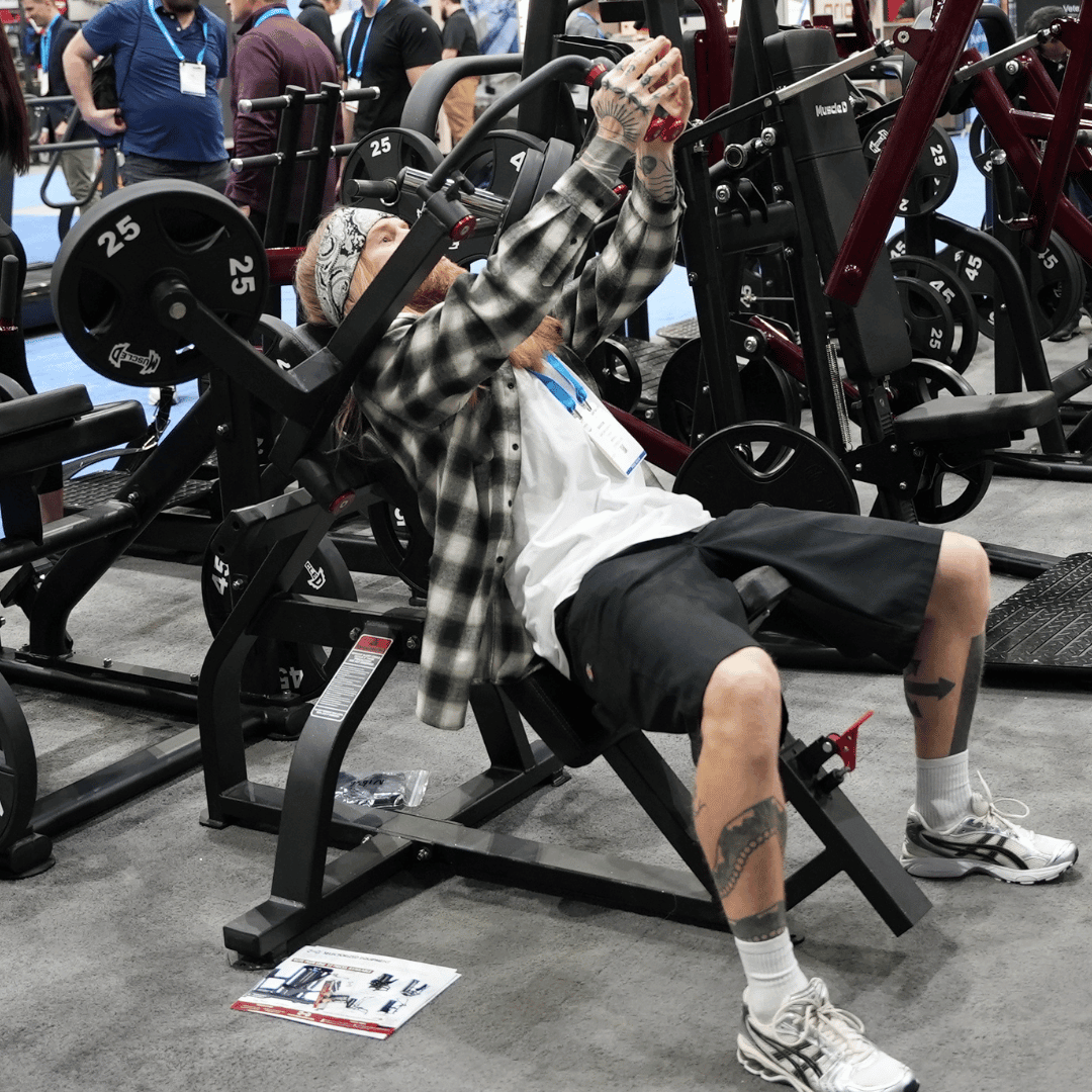 Excel Leverage Incline Pec Fly - Muscle D Fitness - Plate Loaded Chest - Piston Assisted Seat Adjustment - Grit Grind Strength