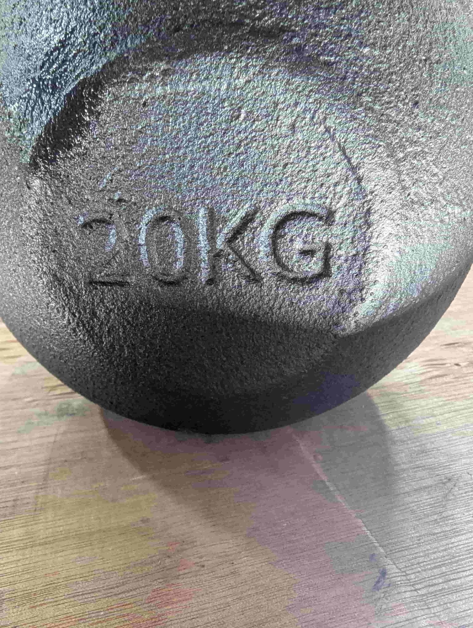 Kettlebell - Muscle D Fitness - Cast Iron - Heavy Duty (Kettlebell Only) - Grit Grind Strength