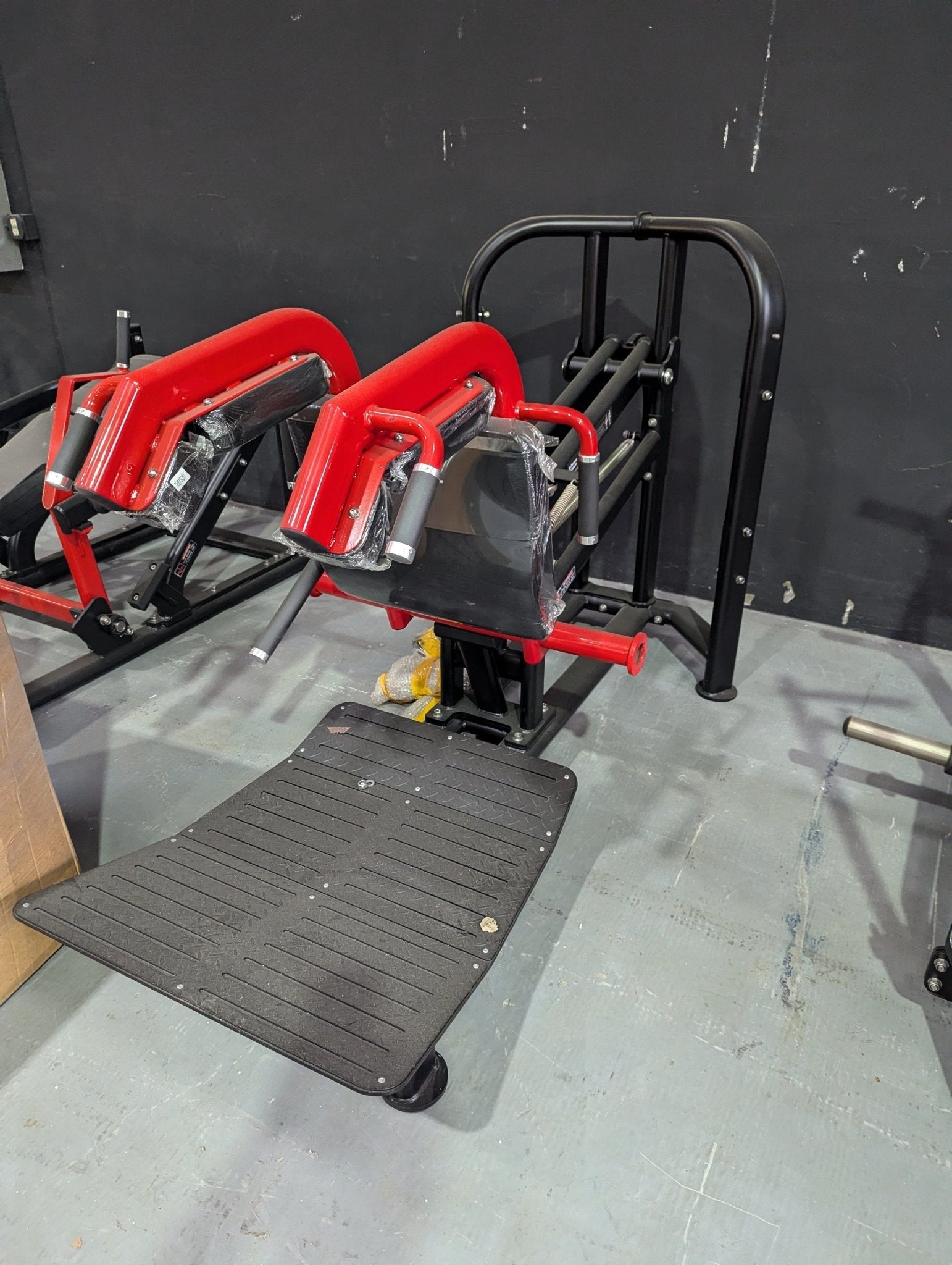 Sweet Hack Squat - Black & Silver - Grit Grind Strength
