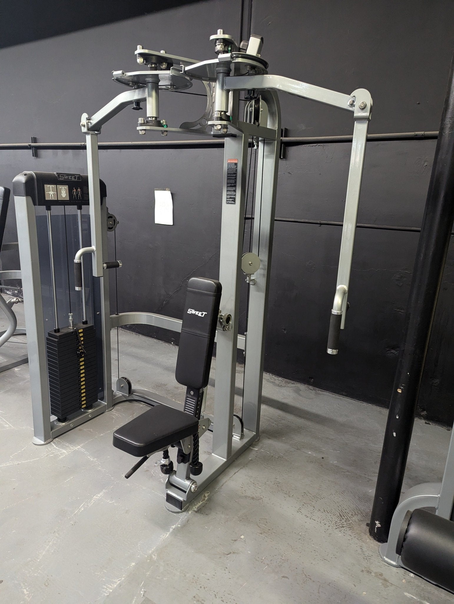 Sweet Pec Deck / Rear Delt - Grit Grind Strength