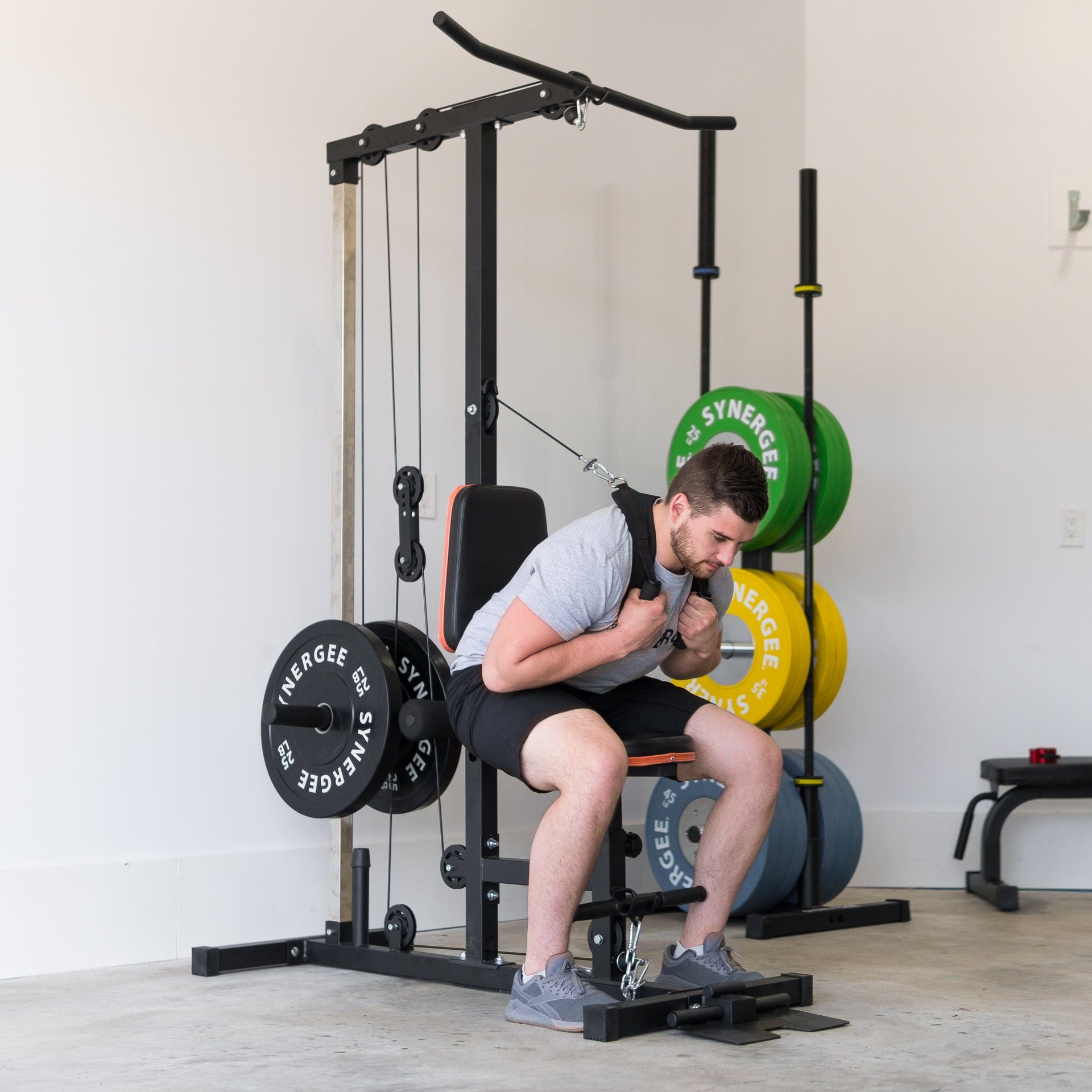 Synergee Lat Pulldown Machine - Grit Grind Strength