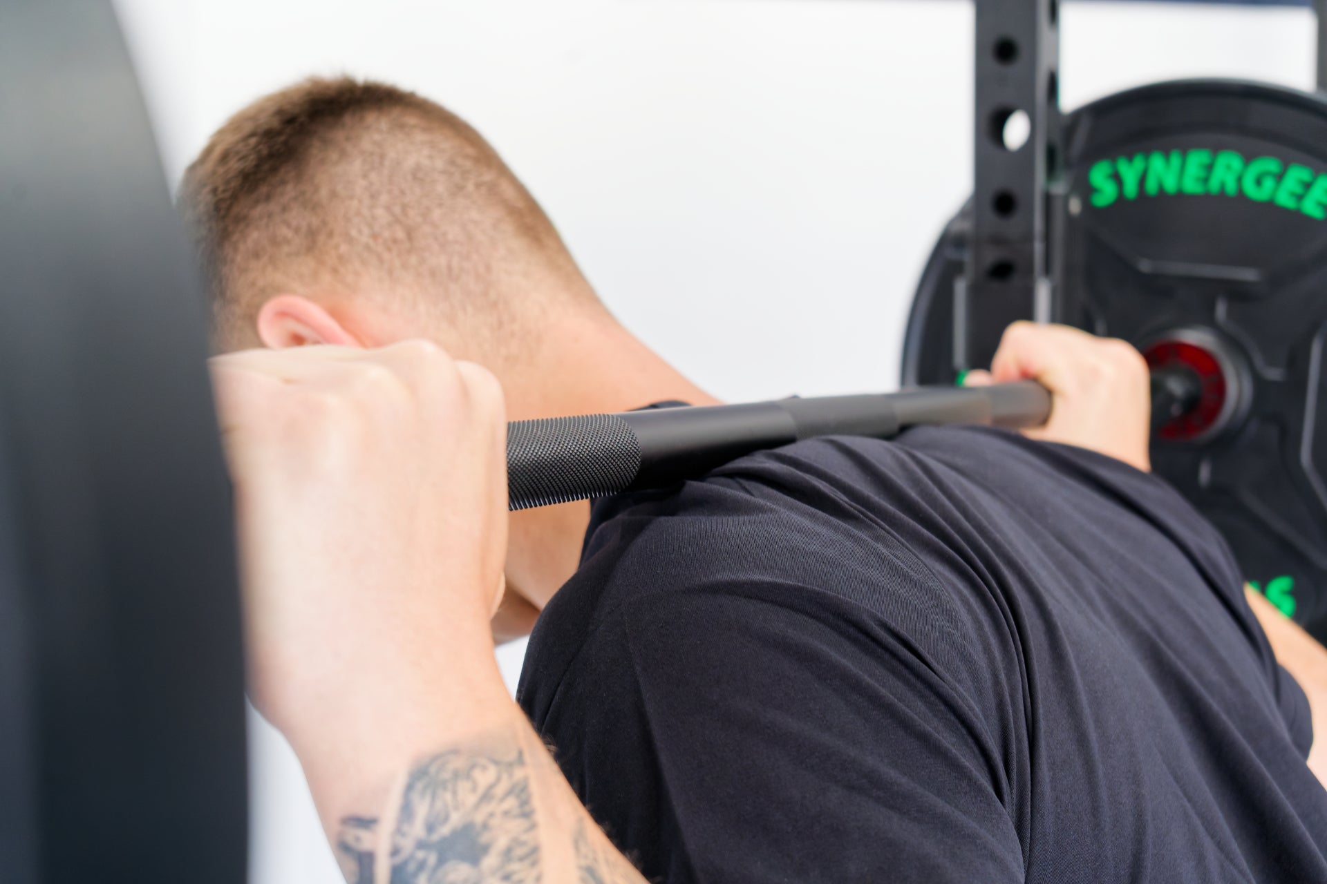 Synergee Rhino Powerlifting Barbell - Grit Grind Strength