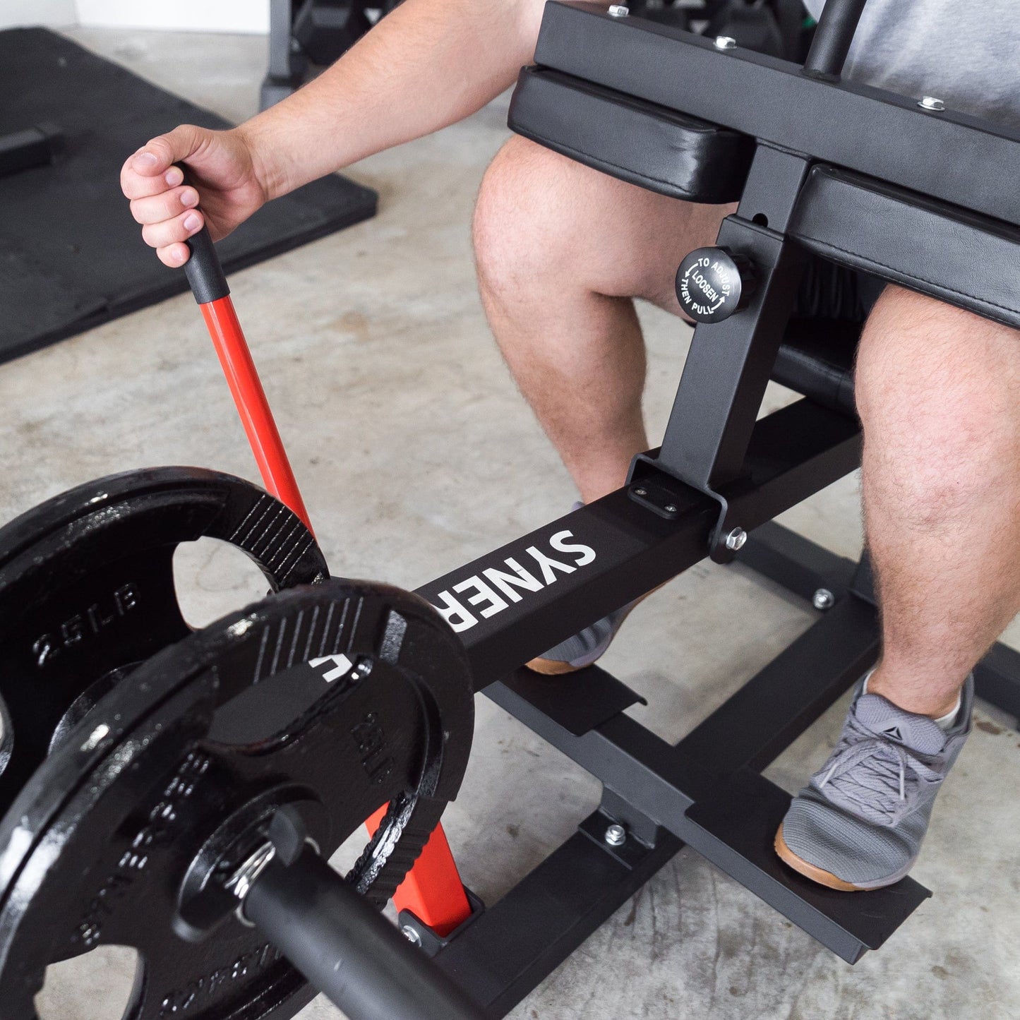 Synergee Seated Calf Raise Machine - Grit Grind Strength