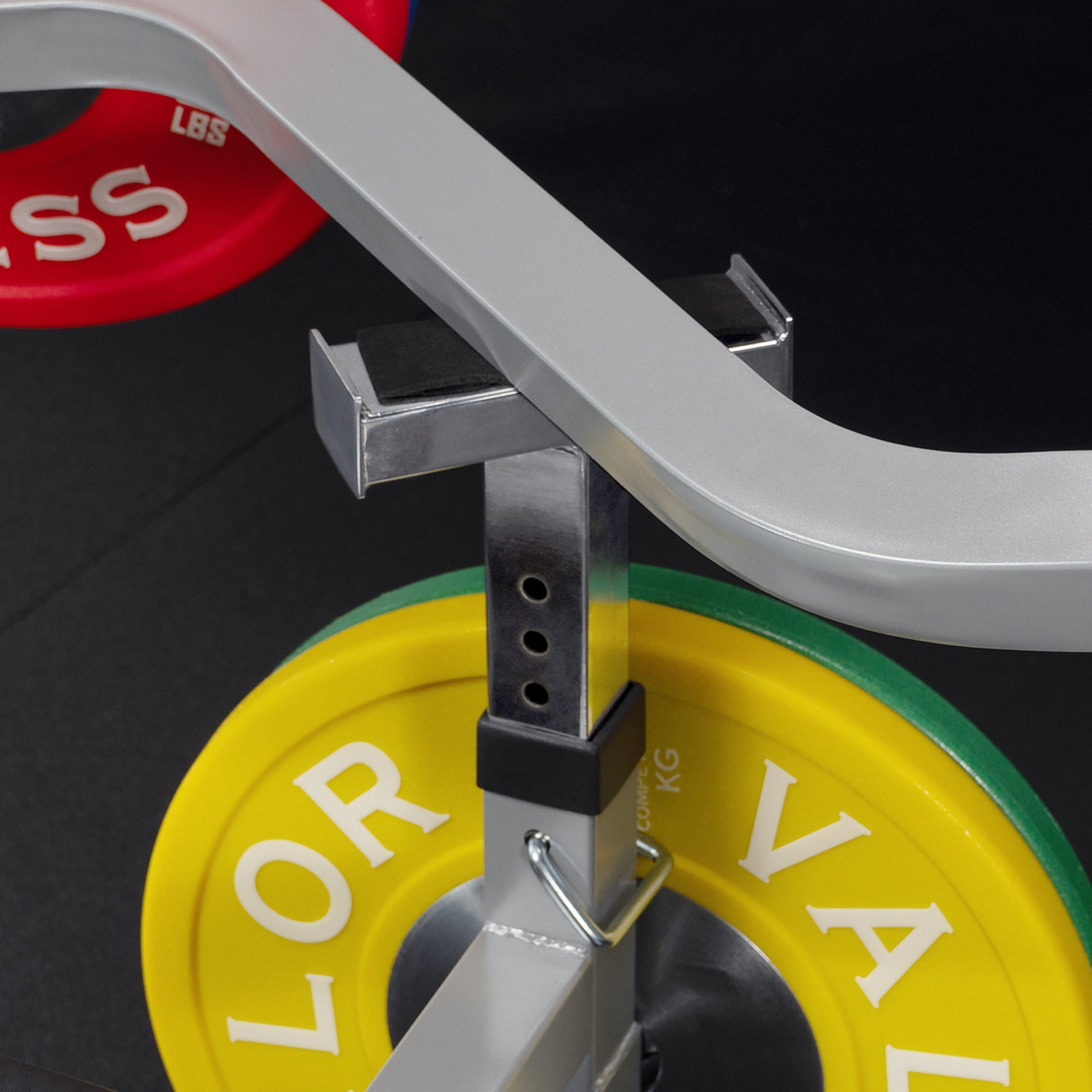 Valor Fitness Exercise Benches Flat - Incline Bench Press Machine w/ Converging Arms