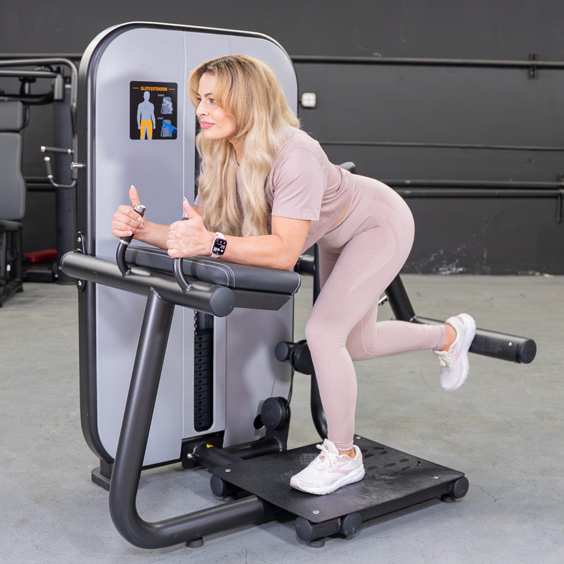 Vogue Glute Extension Machine | Muscle D Fitness Commercial Gym - Grit Grind Strength