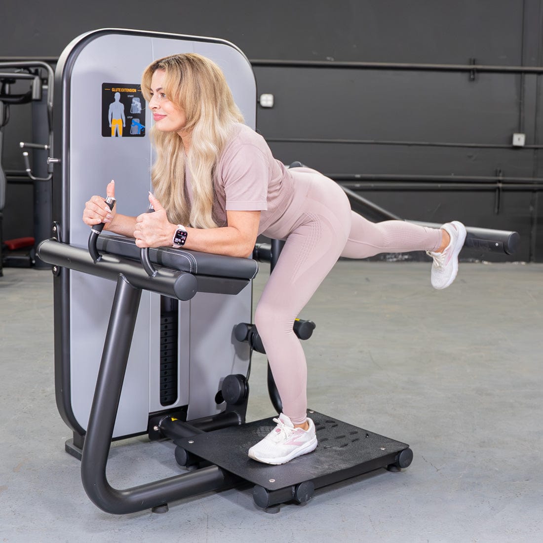 Vogue Glute Extension Machine | Muscle D Fitness Commercial Gym - Grit Grind Strength