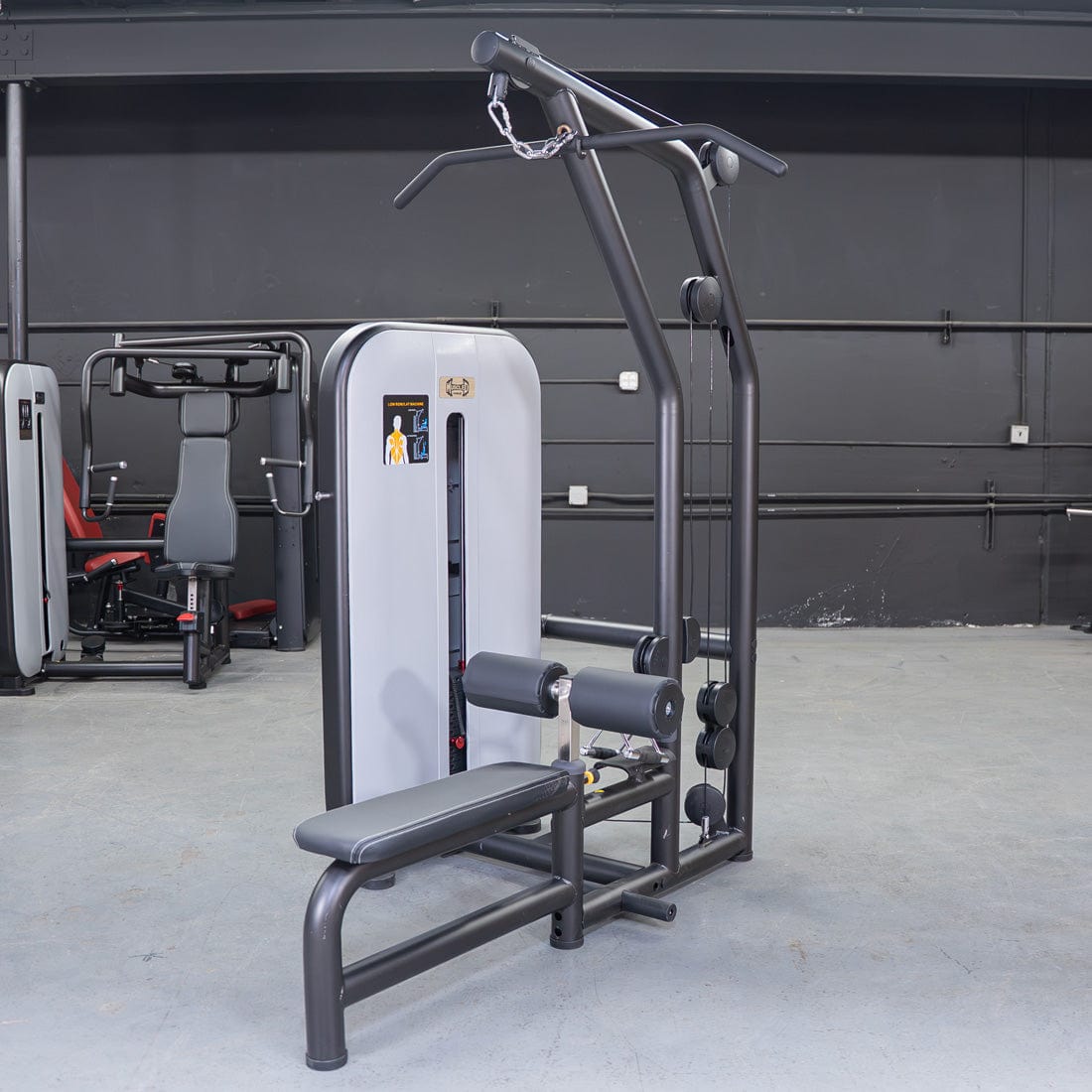 Vogue Lat/Low Row - Muscle D Fitness - Adjustable Seat - Pin Selectorized - Combo Back Machine - Grit Grind Strength