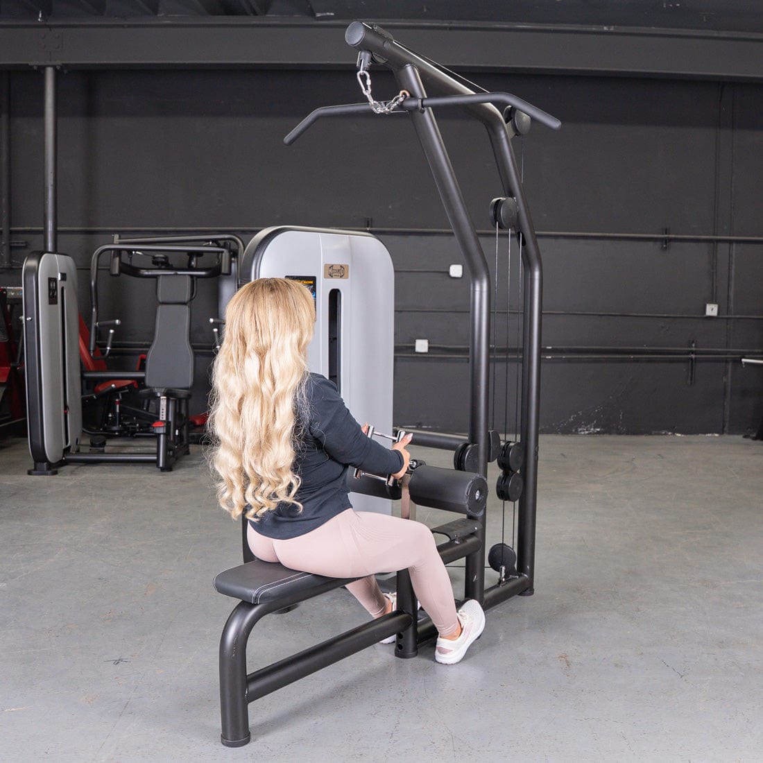 Vogue Lat/Low Row - Muscle D Fitness - Adjustable Seat - Pin Selectorized - Combo Back Machine - Grit Grind Strength