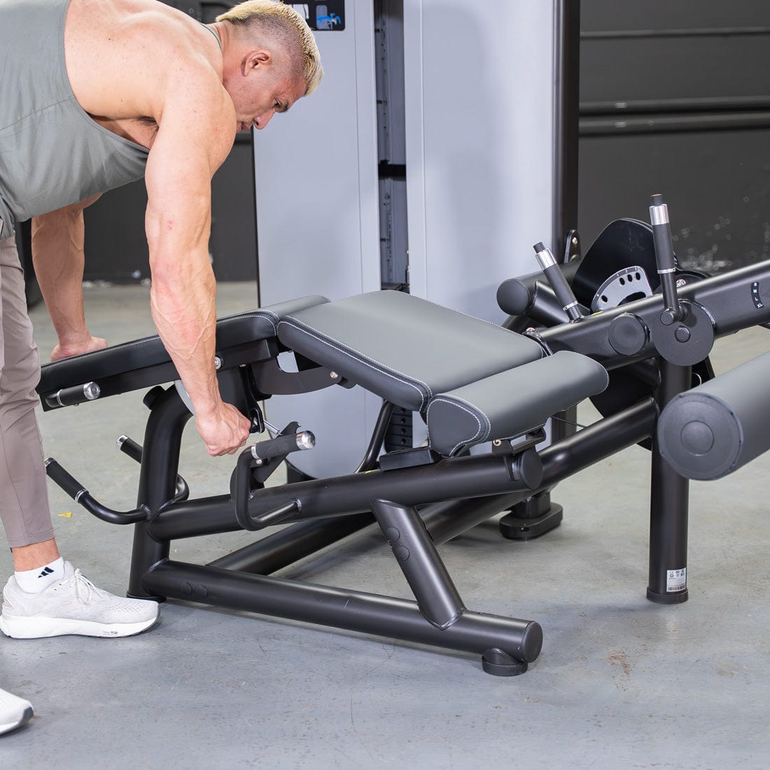 Vogue Leg Extension/Prone Leg Curl Combo - Muscle D Fitness - Seated - Adjustable - Pin Selectorized - Quads Hamstring Machine - Grit Grind Strength